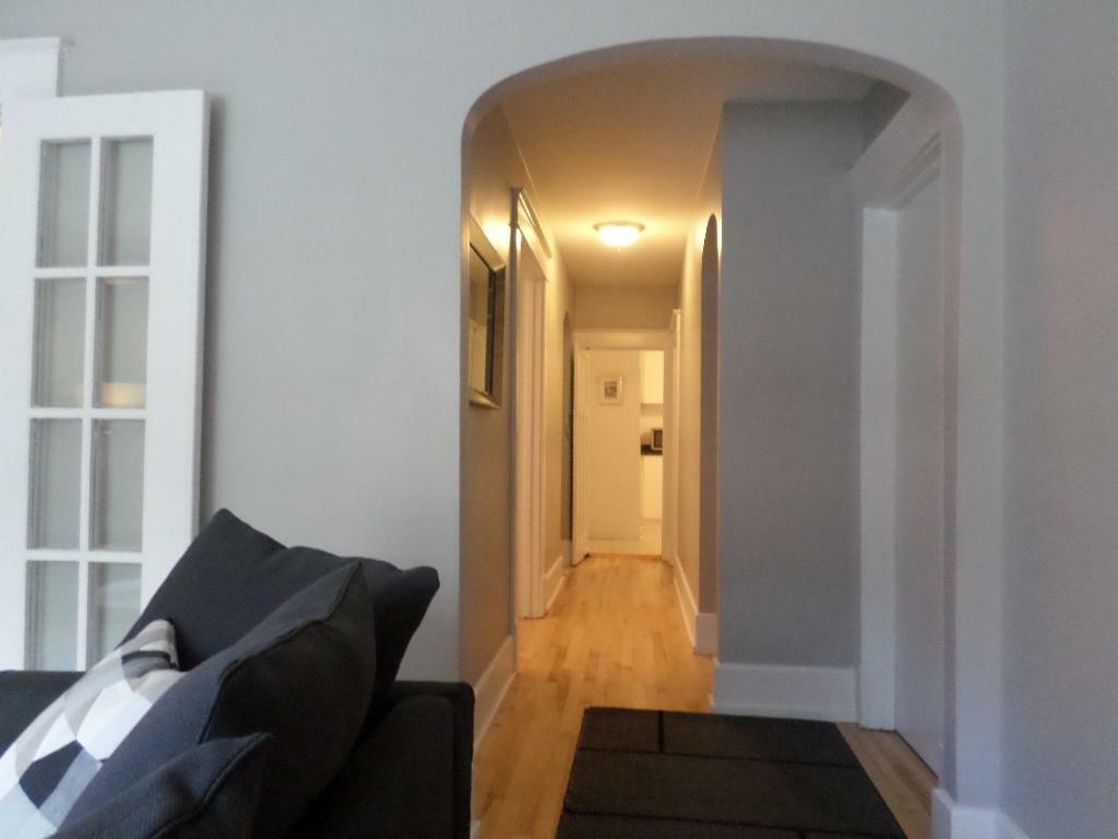 Beautiful, Clean, Quiet 2 Br-In Downtown Ottawa. Parking, Wifi And Netflix Included Apartment Exterior photo